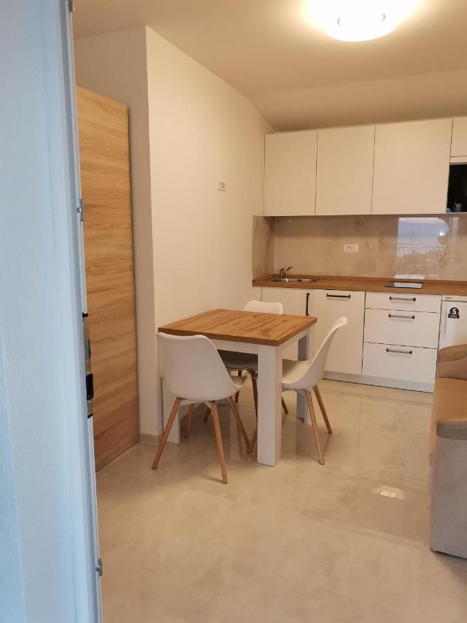 Apartment Luka Makarska Buitenkant foto